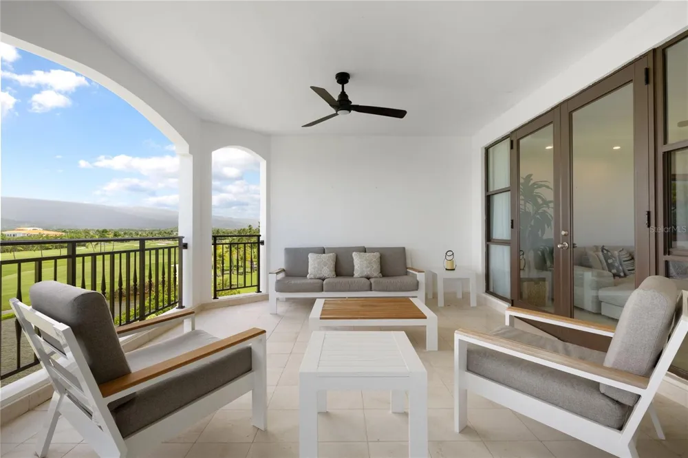406 COCO BEACH BVL #401A Rio Grande, PR 00745