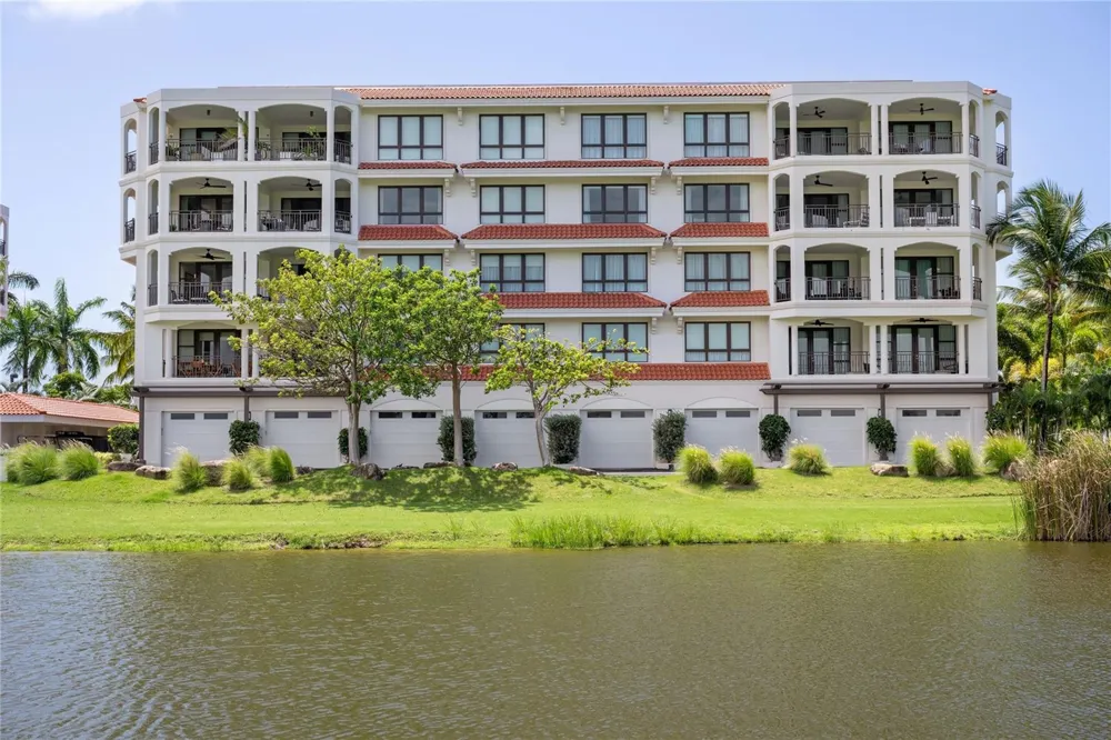 406 COCO BEACH BVL #401A Rio Grande, PR 00745