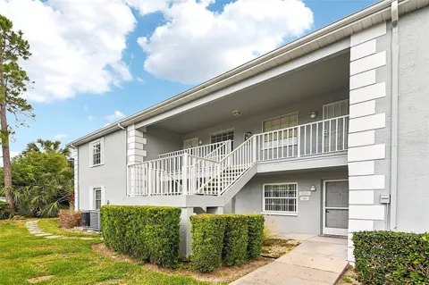 7713 HILLSIDE COURT #204