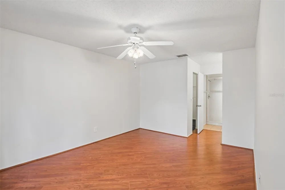 7713 HILLSIDE COURT #204 Hudson, FL 34667