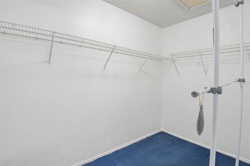 7713 HILLSIDE COURT #204 Hudson, FL 34667