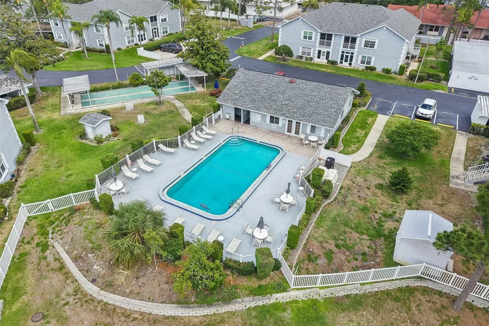 7713 HILLSIDE COURT #204 Hudson, FL 34667