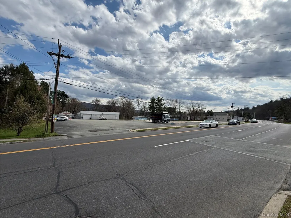 188 S Main Street Ellenville, NY 12428