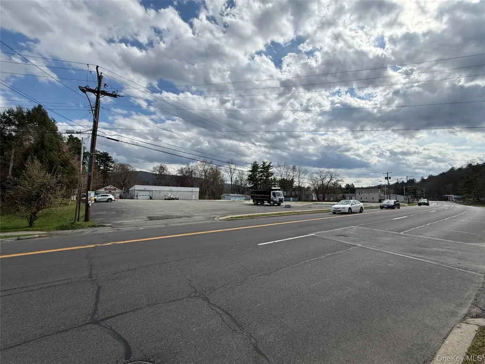 188 S Main Street Ellenville, NY 12428