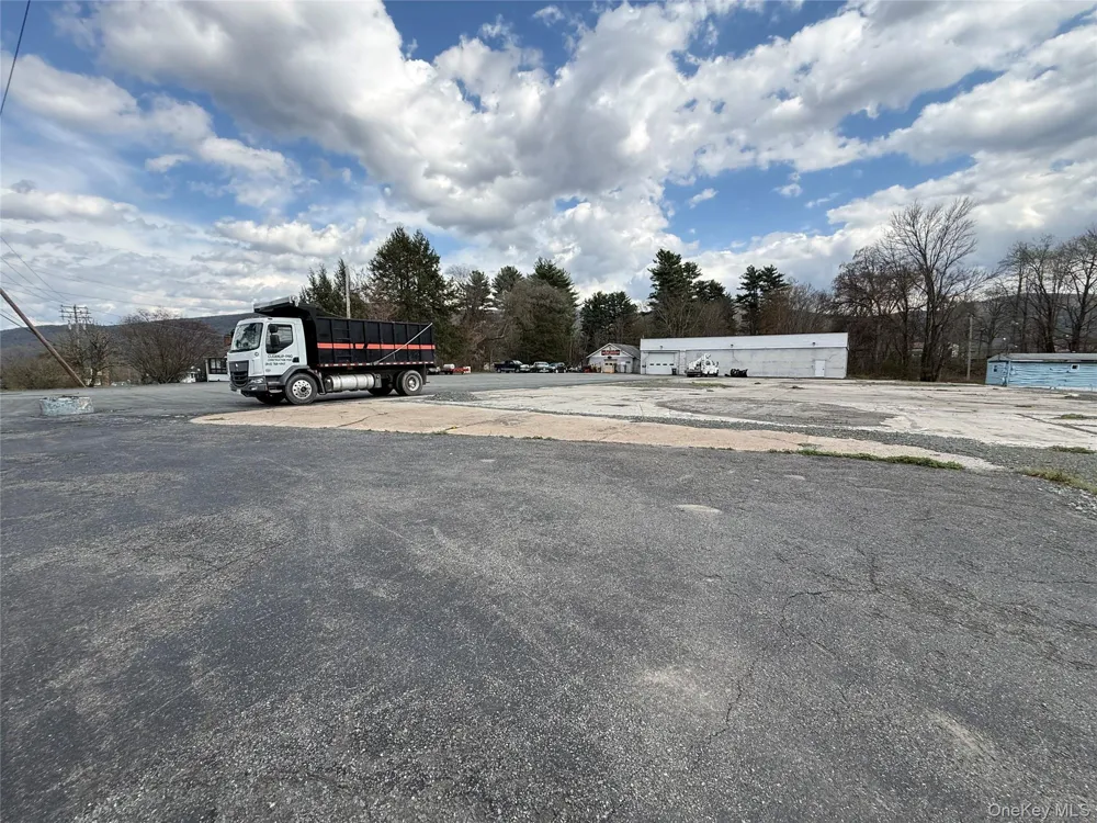 188 S Main Street Ellenville, NY 12428