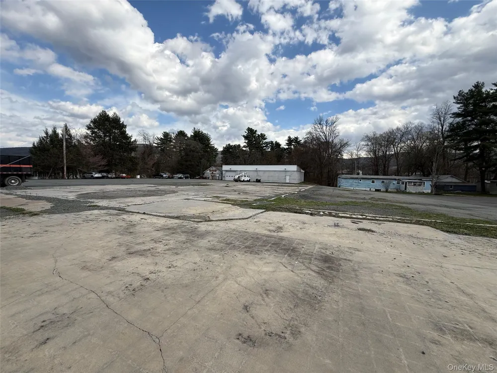 188 S Main Street Ellenville, NY 12428