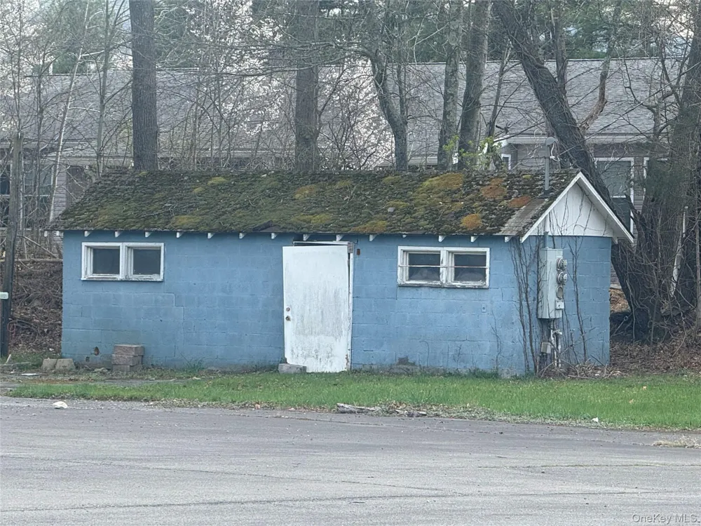 188 S Main Street Ellenville, NY 12428