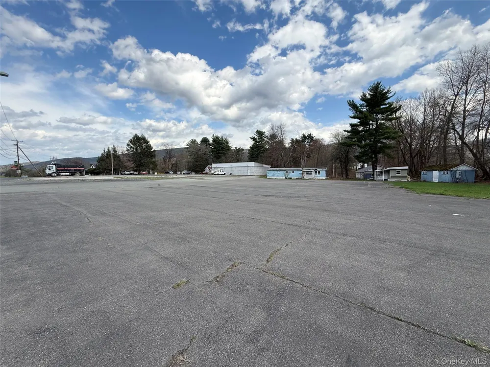188 S Main Street Ellenville, NY 12428