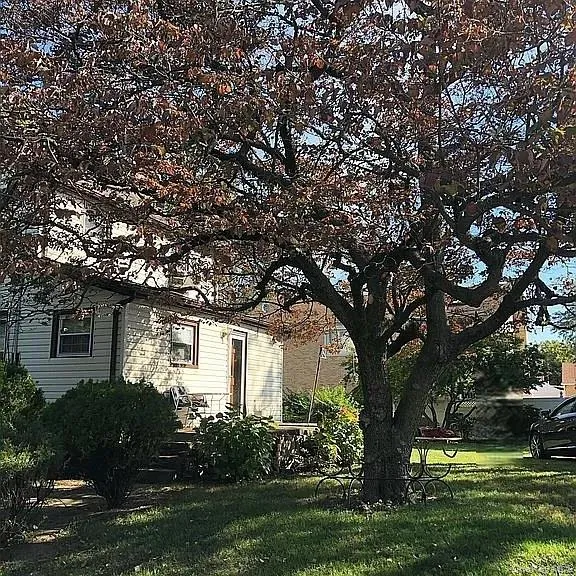 16702 73rd Avenue Fresh Meadows, NY 11366