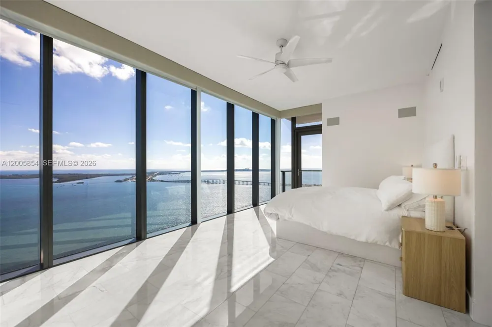1451 Brickell Ave #4002 Miami, FL 33131