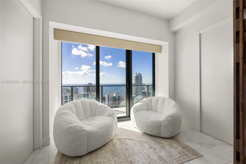 1451 Brickell Ave #4002 Miami, FL 33131