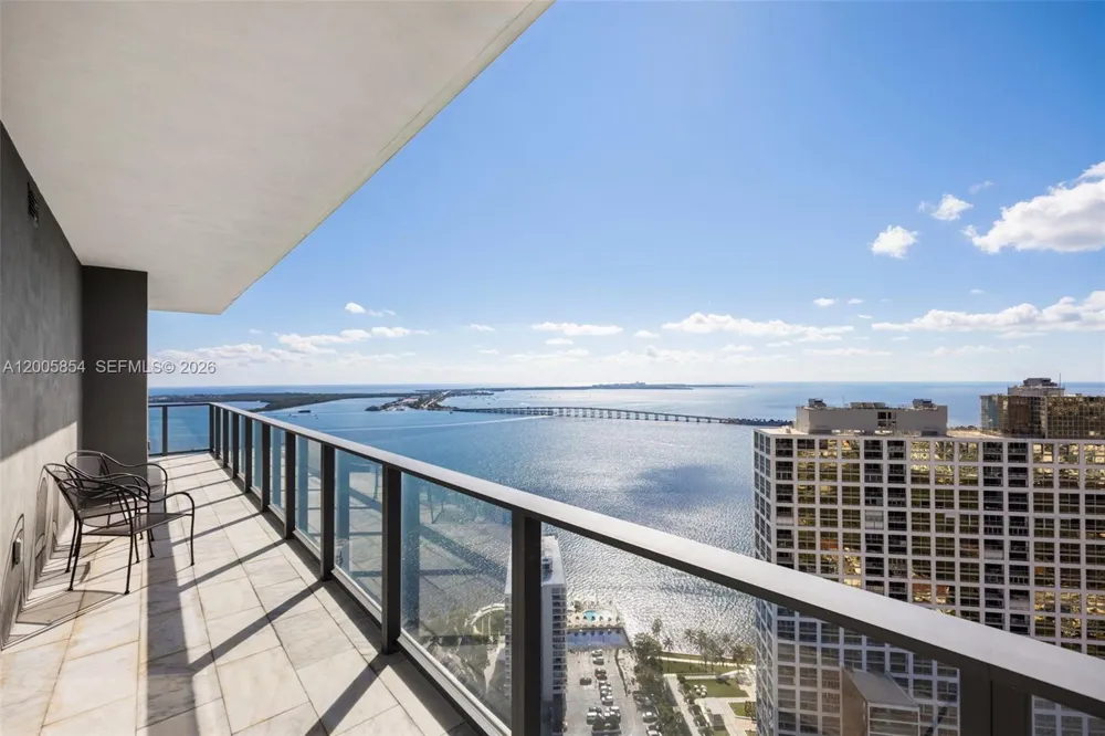 1451 Brickell Ave #4002 Miami, FL 33131
