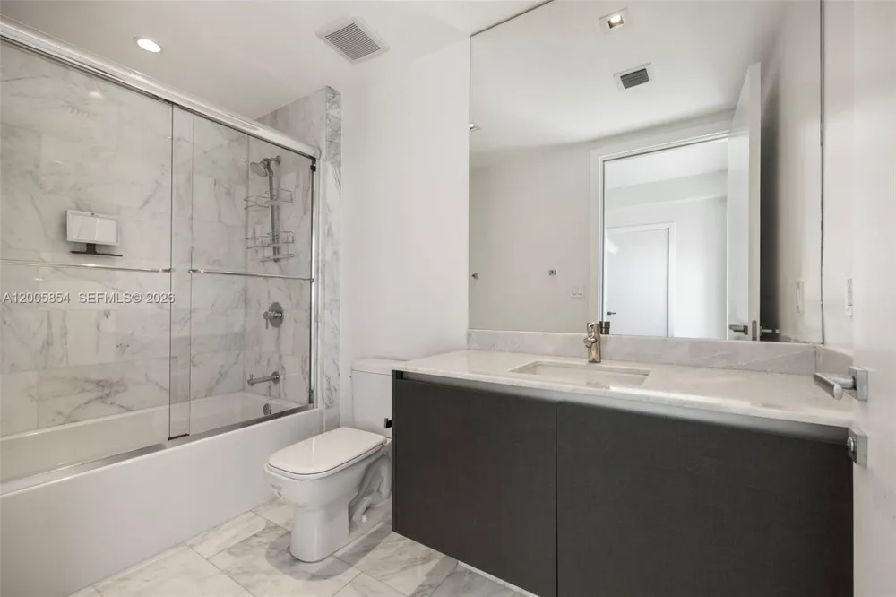 1451 Brickell Ave #4002 Miami, FL 33131