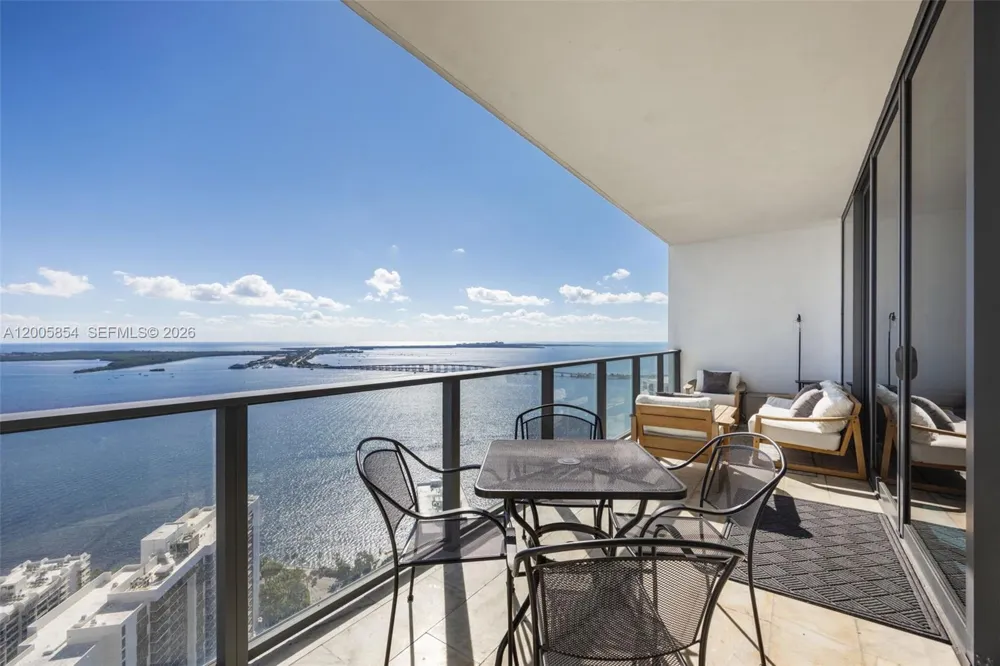 1451 Brickell Ave #4002 Miami, FL 33131
