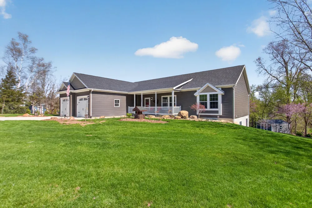 14840 Killorglin Lane Cement City, MI 49233