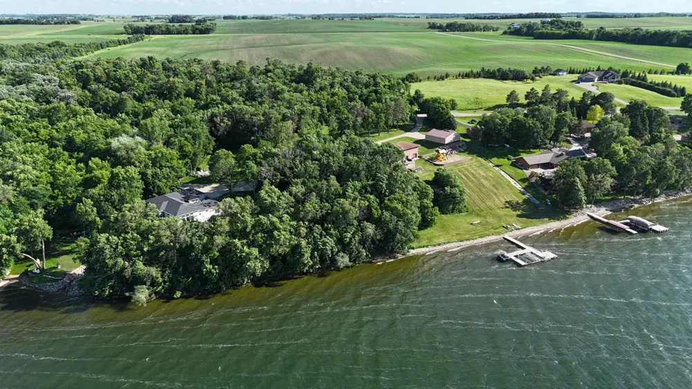 26775 Mickelson Drive Starbuck, MN 56381
