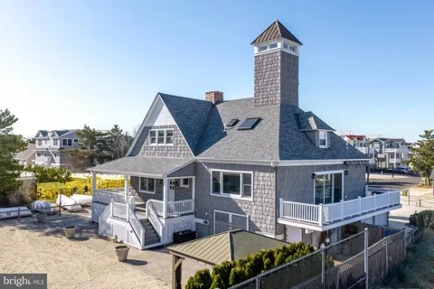 5000 W BAY TERRACE