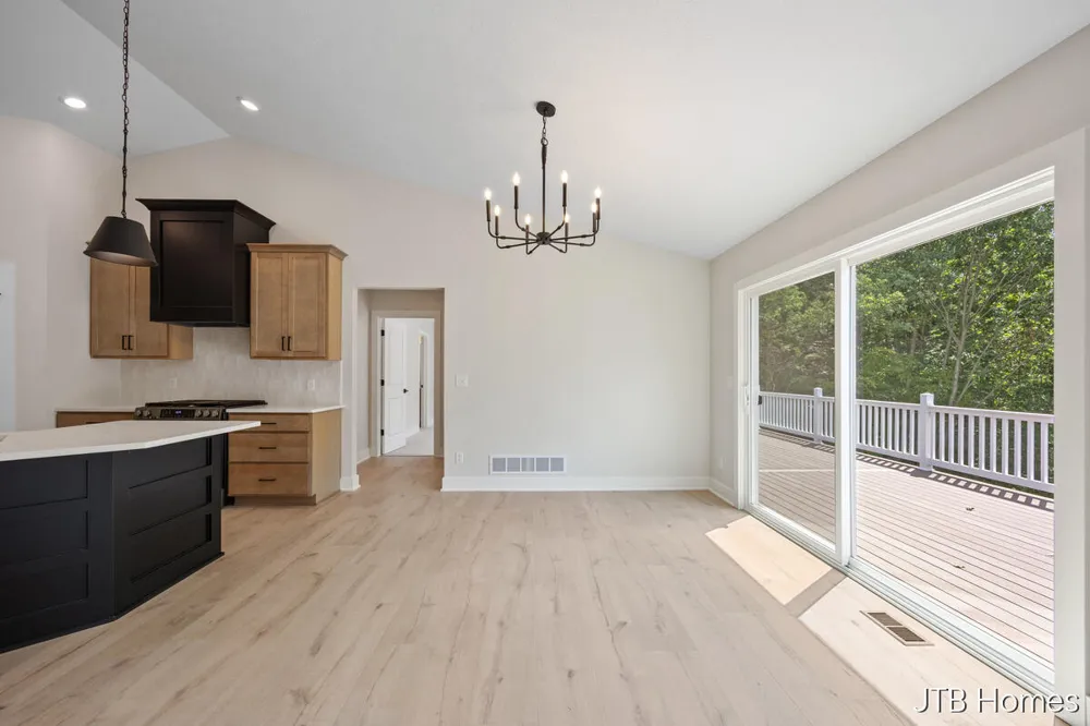 5888 Valley Point Drive SE Caledonia, MI 49316