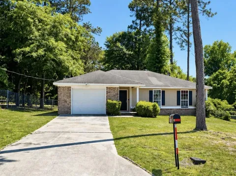 4326 Woodvalley Place