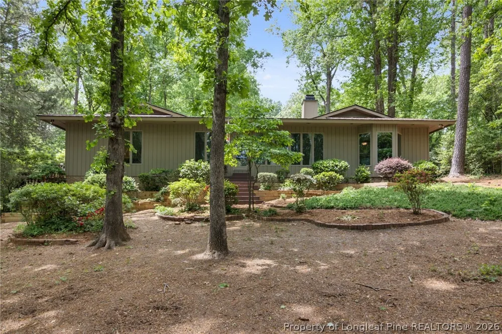 209 Lakeview Drive Sanford, NC 27322