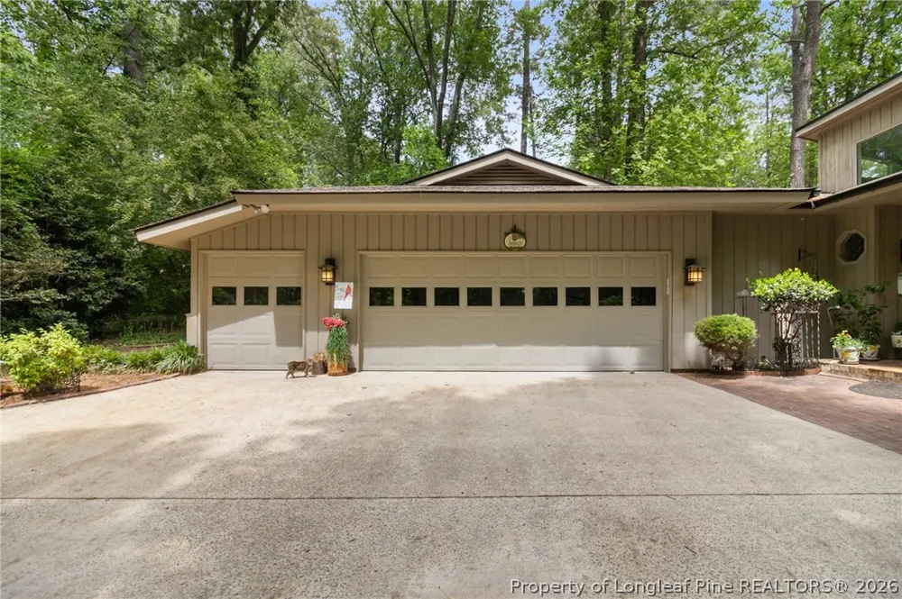209 Lakeview Drive Sanford, NC 27322