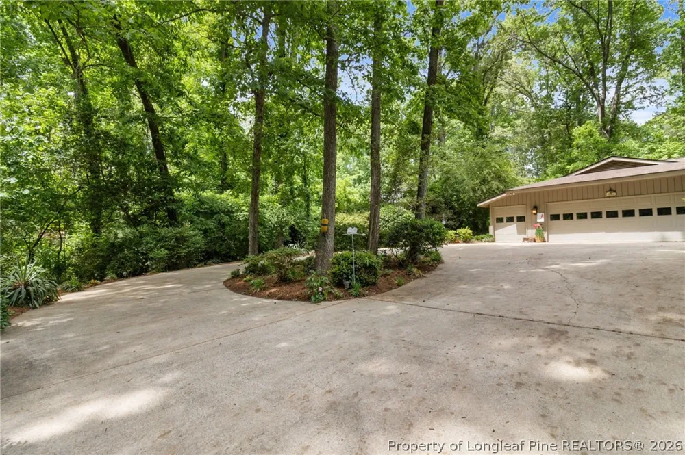 209 Lakeview Drive Sanford, NC 27322