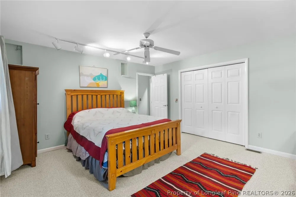 209 Lakeview Drive Sanford, NC 27322