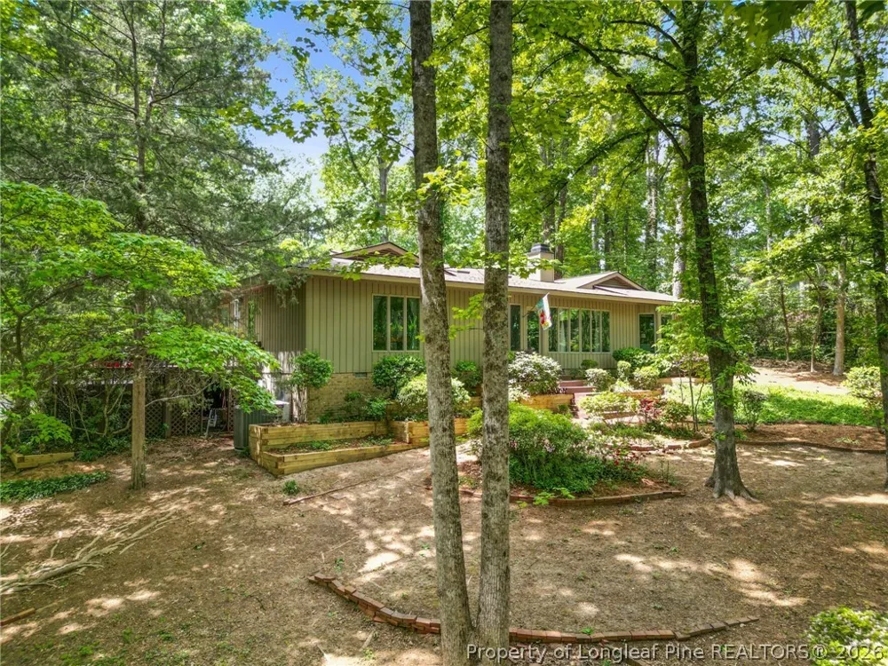 209 Lakeview Drive Sanford, NC 27322