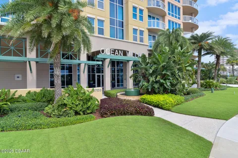 3703 S Atlantic Avenue #204