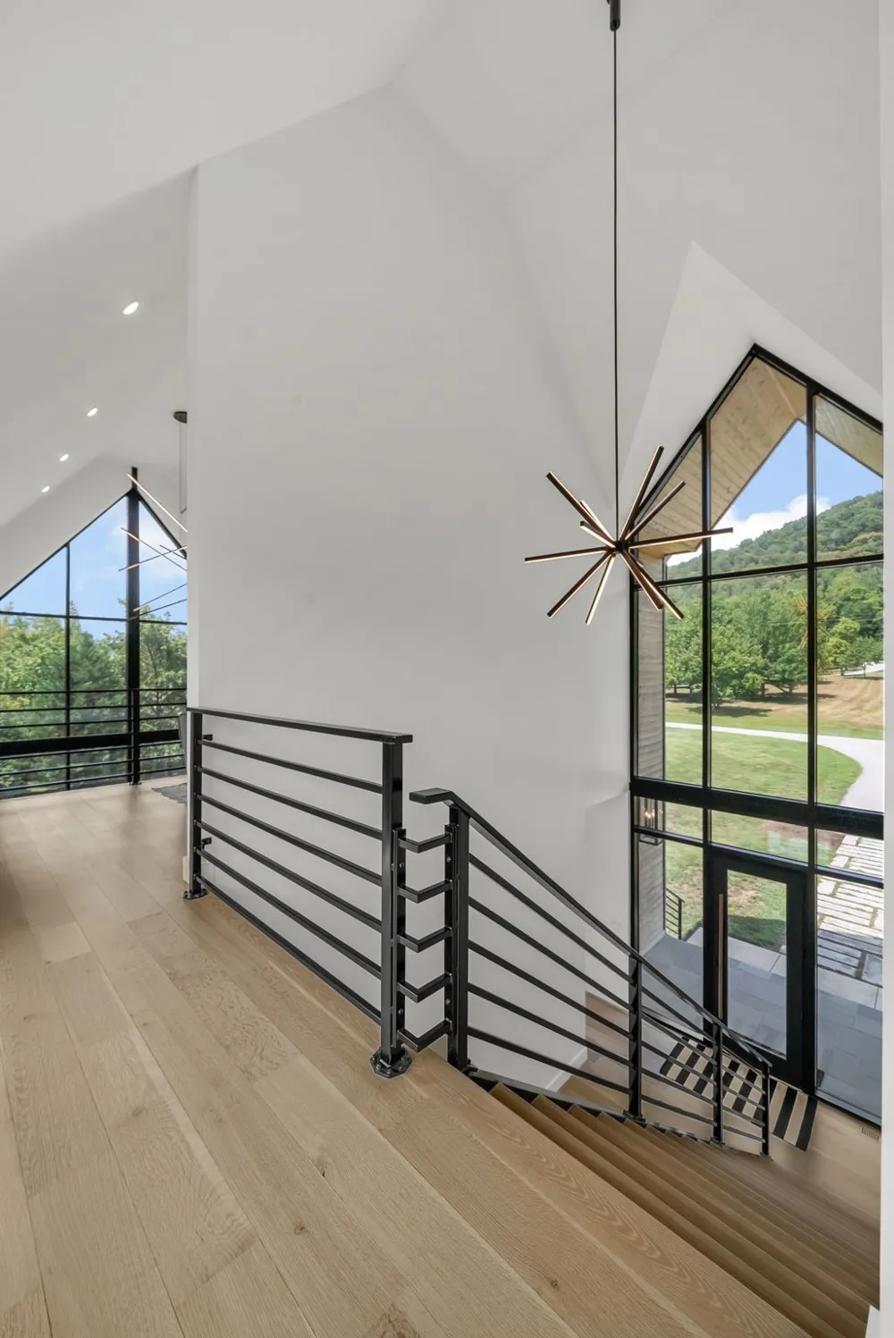 84 Judd Ln Lancaster, TN 38569