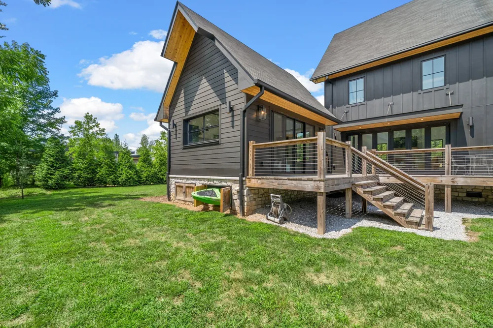 84 Judd Ln Lancaster, TN 38569