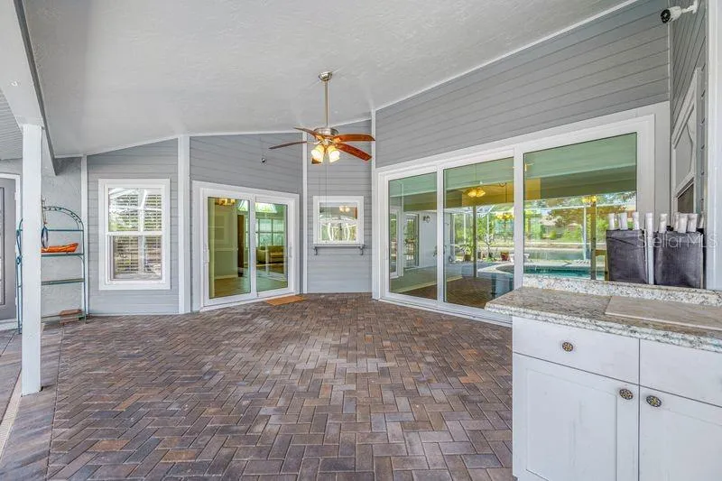 5321 GARDENS DR Sarasota, FL 34243