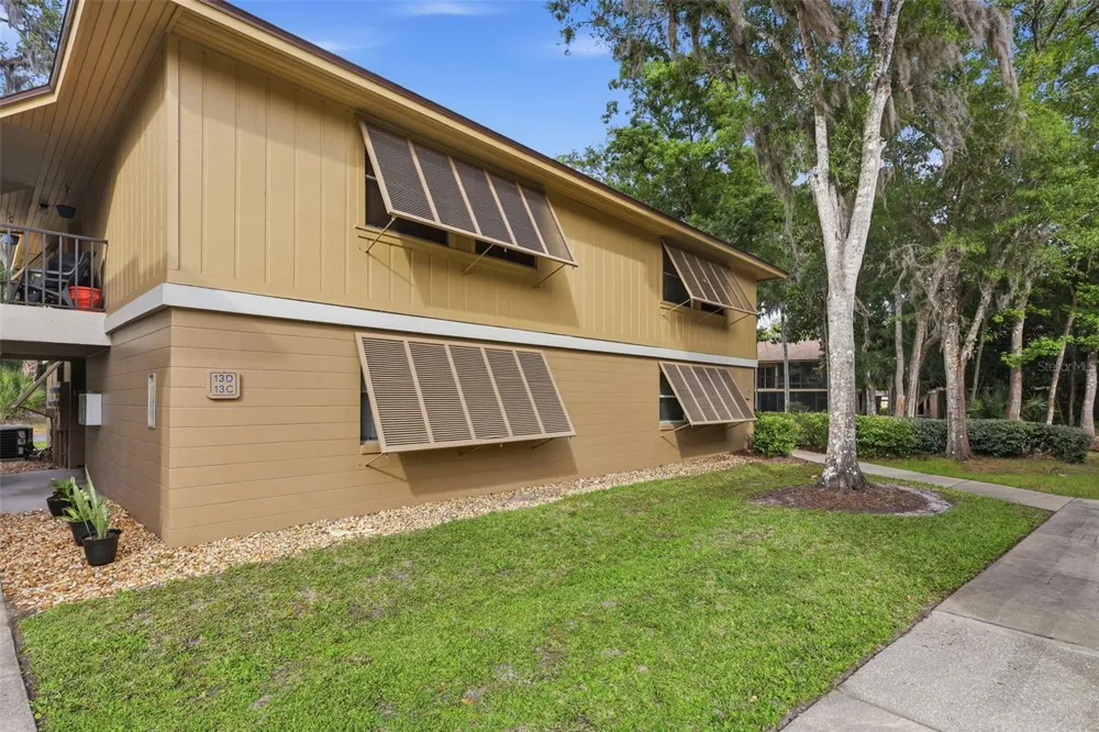 140 ORCHID WOODS COURT #13B Deltona, FL 32725