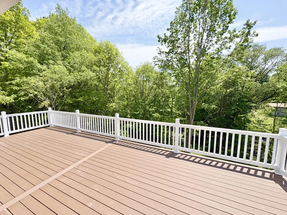 5888 Valley Point Drive SE Caledonia Township, MI 49316