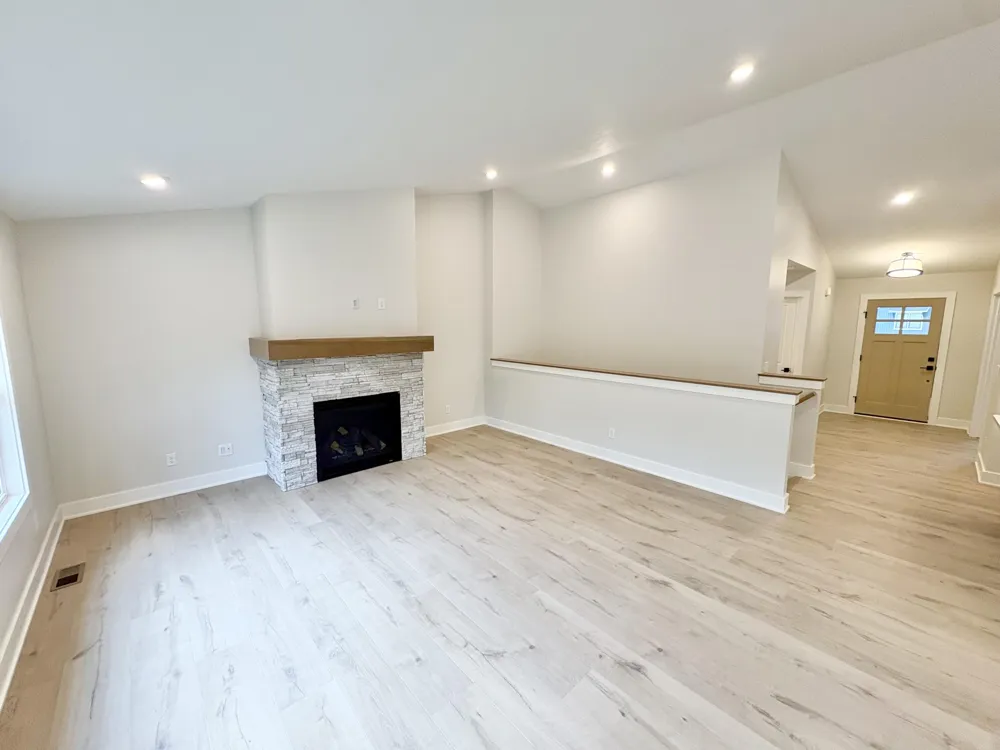 5888 Valley Point Drive SE Caledonia Township, MI 49316