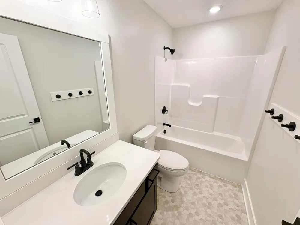 5888 Valley Point Drive SE Caledonia Township, MI 49316