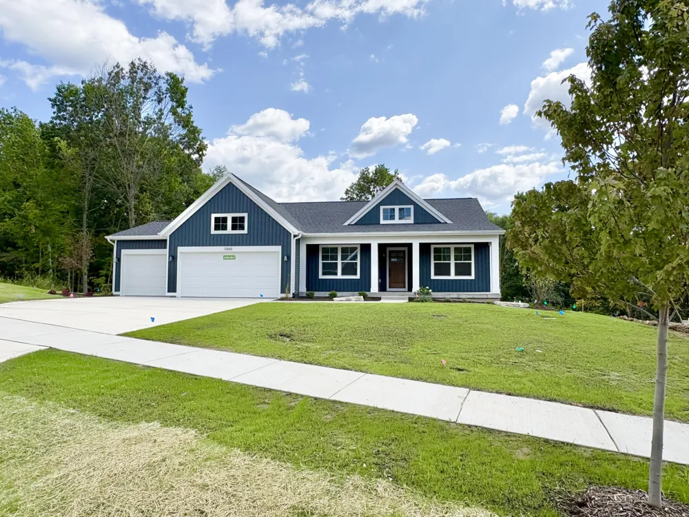 5888 Valley Point Drive SE Caledonia Township, MI 49316