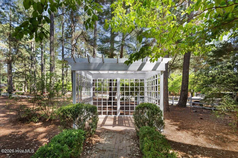 30 Birdie Drive Whispering Pines, NC 28327