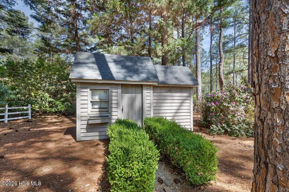 30 Birdie Drive Whispering Pines, NC 28327