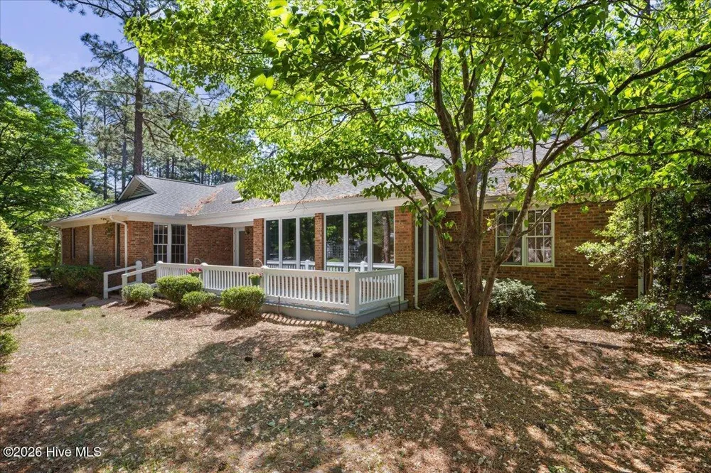 30 Birdie Drive Whispering Pines, NC 28327