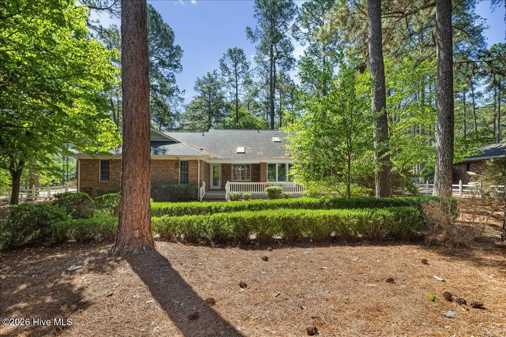 30 Birdie Drive Whispering Pines, NC 28327