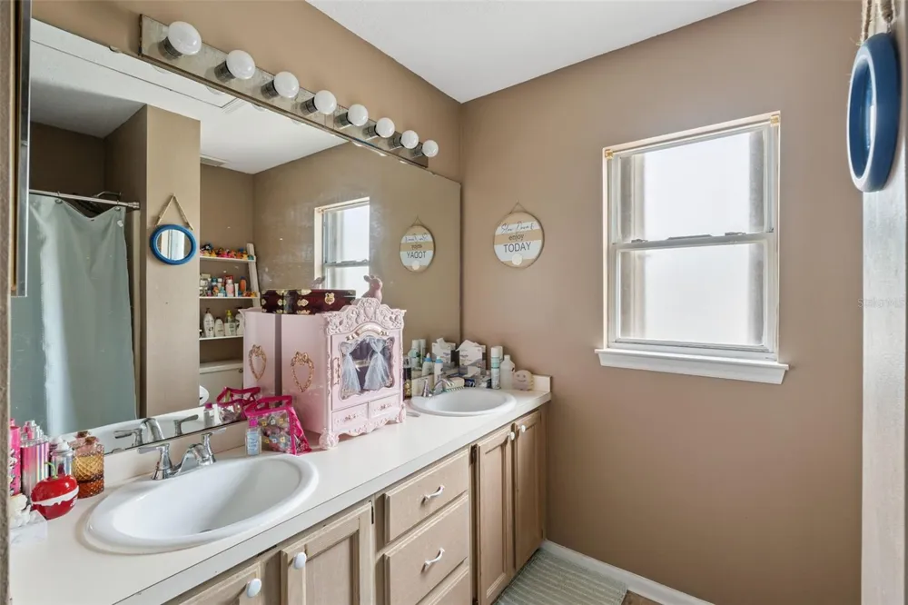 4485 WEEPING WILLOW CIRCLE Casselberry, FL 32707