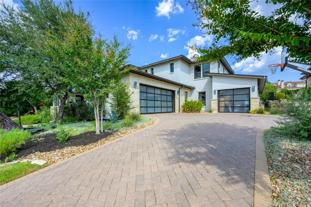 109 Bella Colinas Drive Austin, TX 78738