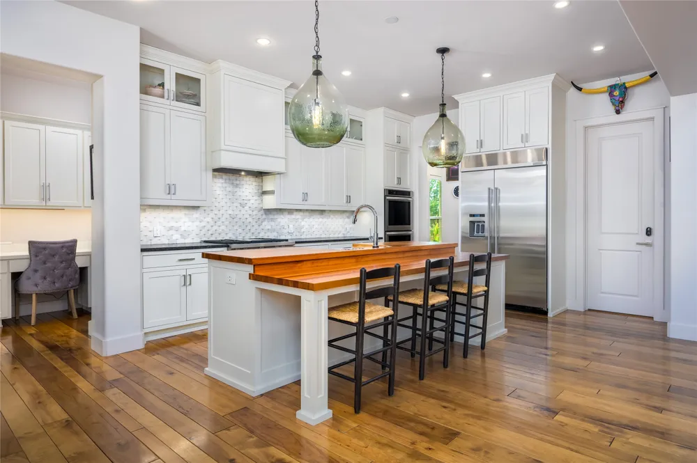 109 Bella Colinas Drive Austin, TX 78738