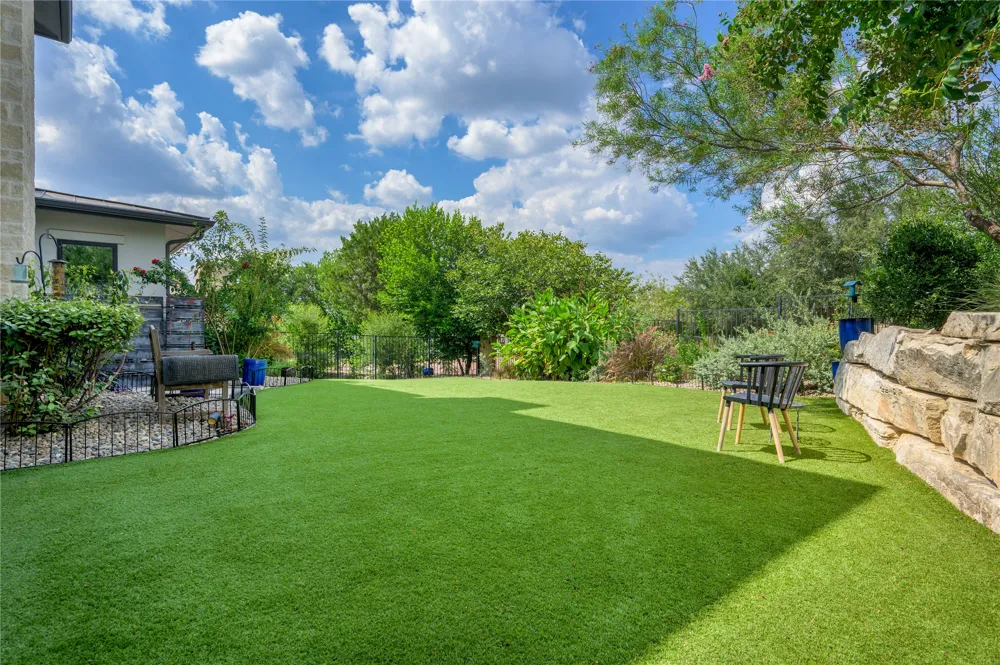 109 Bella Colinas Drive Austin, TX 78738