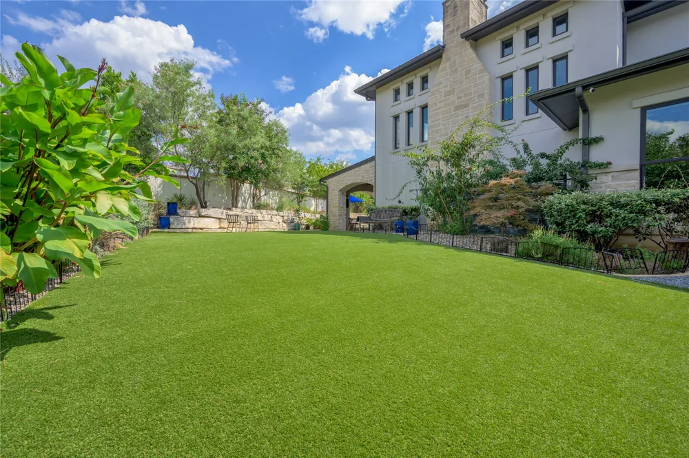 109 Bella Colinas Drive Austin, TX 78738