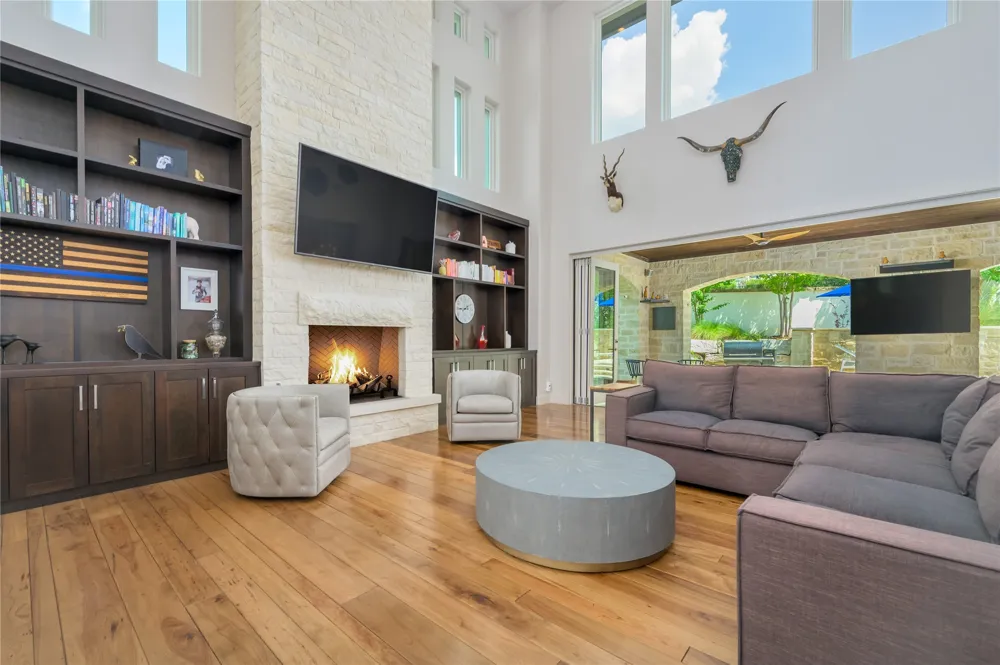 109 Bella Colinas Drive Austin, TX 78738