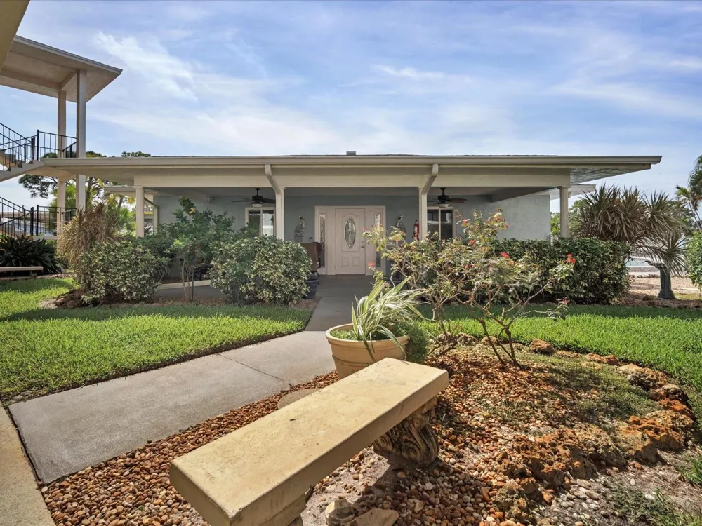 708 TAMIAMI TRAIL S #105 Venice, FL 34285