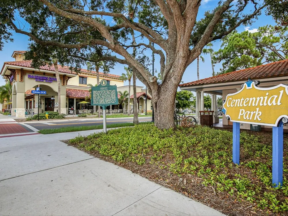 708 TAMIAMI TRAIL S #105 Venice, FL 34285