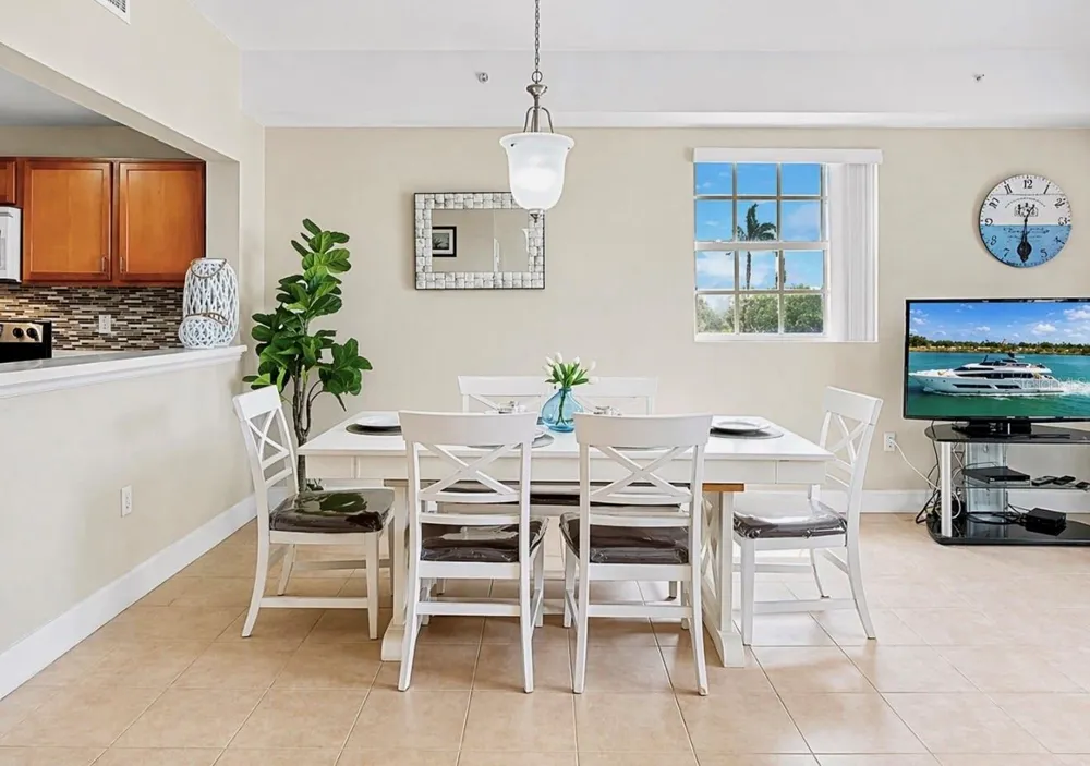 3202 MANGROVE POINT DRIVE Ruskin, FL 33570
